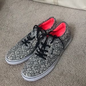 Patterned vans